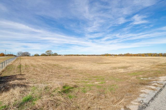 201 Sweetgrass Drive, Poolville, TX 76487