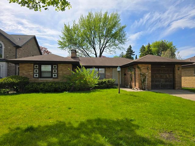 7330 N Kildare Avenue, Lincolnwood, IL 60712