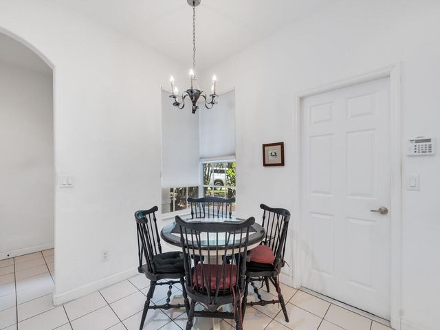 3830 Nags Head Place SW, Vero Beach, FL 32968