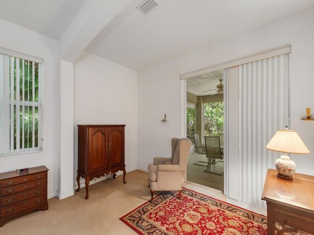 3830 Nags Head Place SW, Vero Beach, FL 32968
