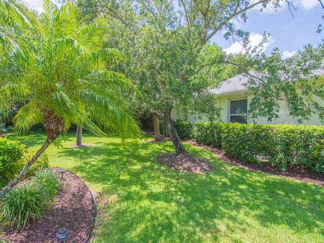 3830 Nags Head Place SW, Vero Beach, FL 32968