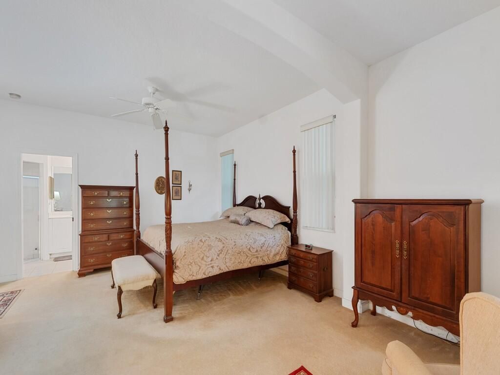 Image 15 of property listing at 3830 Nags Head Place SW, Vero Beach, FL 32968