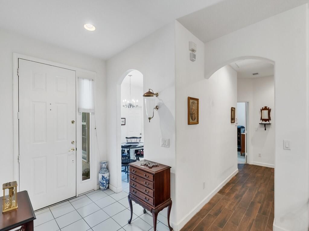 Image 2 of property listing at 3830 Nags Head Place SW, Vero Beach, FL 32968