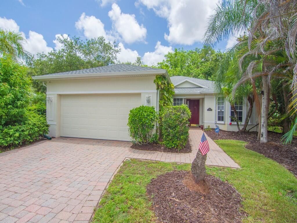 Image 25 of property listing at 3830 Nags Head Place SW, Vero Beach, FL 32968