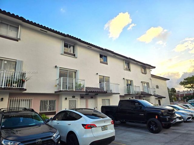 900 SW 104th Court B108, Miami, FL 33174