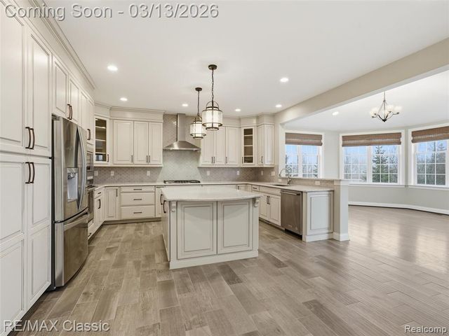 50735 Denali Court, Novi, MI 48374