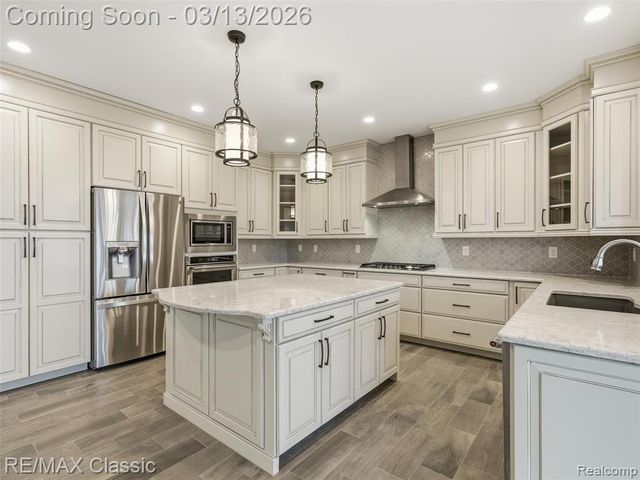 50735 Denali Court, Novi, MI 48374