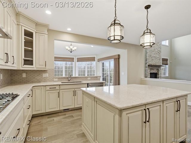 50735 Denali Court, Novi, MI 48374