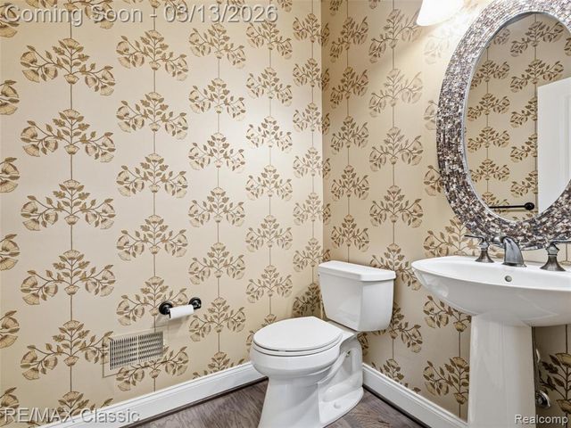 50735 Denali Court, Novi, MI 48374