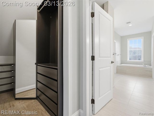 50735 Denali Court, Novi, MI 48374