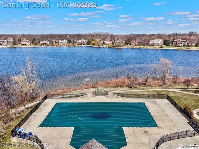 50735 Denali Court, Novi, MI 48374