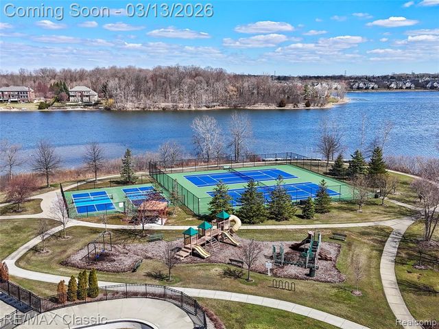 50735 Denali Court, Novi, MI 48374