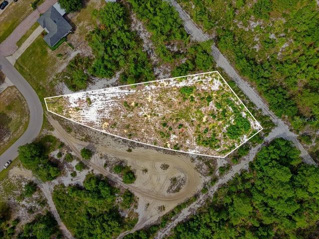 2000 LEMON DRIVE, Lake Wales, FL 33898