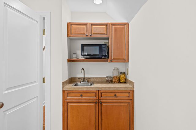 5259 Angelica Circle, Awendaw, SC 29429