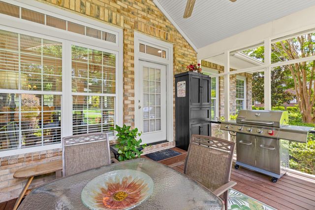 5259 Angelica Circle, Awendaw, SC 29429
