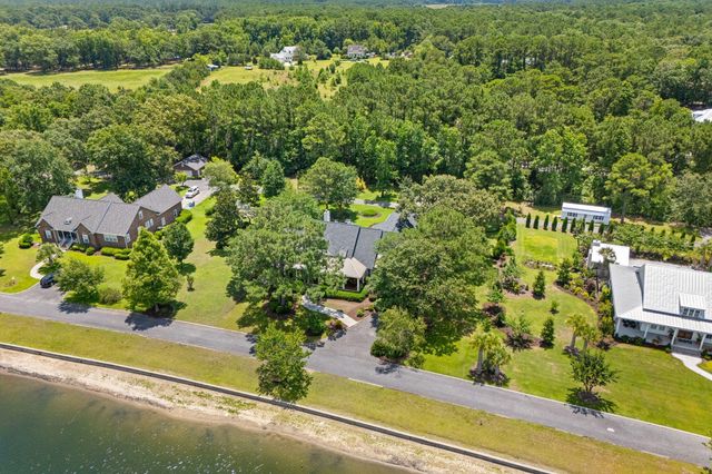 5259 Angelica Circle, Awendaw, SC 29429
