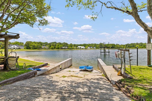 5259 Angelica Circle, Awendaw, SC 29429