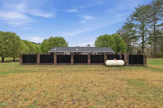 932 Johnson Road, Chickamauga, GA 30707