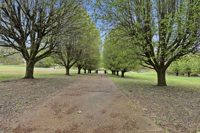 932 Johnson Road, Chickamauga, GA 30707