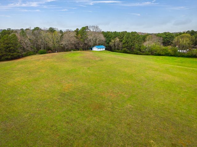 932 Johnson Road, Chickamauga, GA 30707