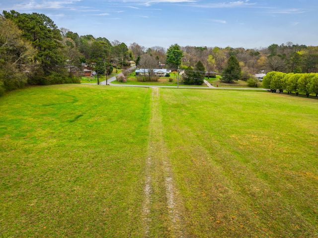 932 Johnson Road, Chickamauga, GA 30707