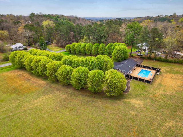 932 Johnson Road, Chickamauga, GA 30707