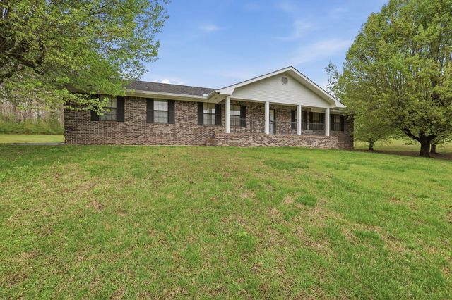 932 Johnson Road, Chickamauga, GA 30707