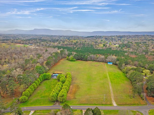 932 Johnson Road, Chickamauga, GA 30707