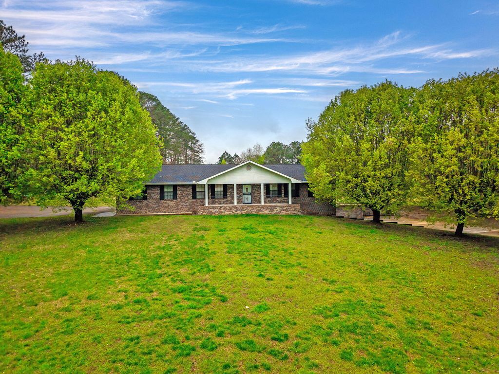 932 Johnson Road, Chickamauga, GA 30707