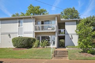 21 Vaughns Gap Rd Apt 146, Nashville, TN 37205