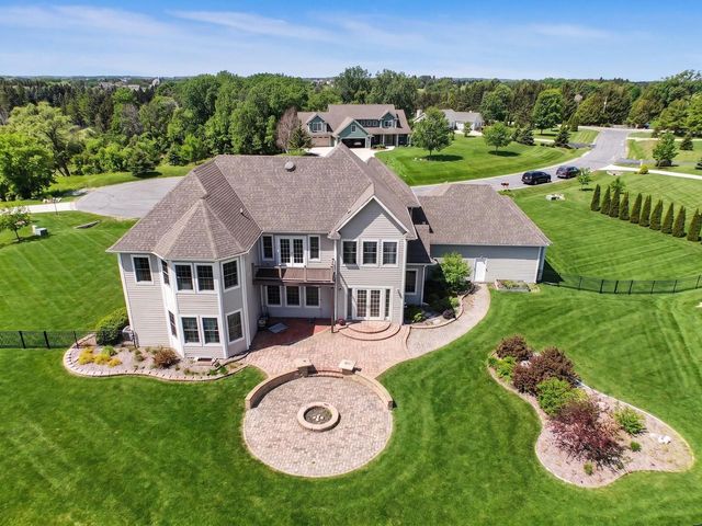 3268 Bay Hill ROAD, Port Washington, WI 53074