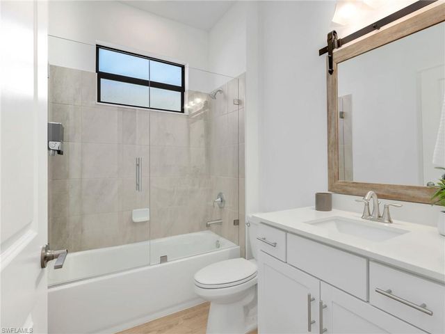 18320 Ridgeline DR, Estero, FL 33928