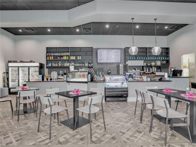 18320 Ridgeline DR, Estero, FL 33928