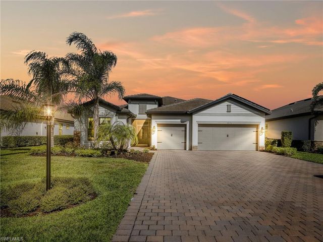 18320 Ridgeline DR, Estero, FL 33928