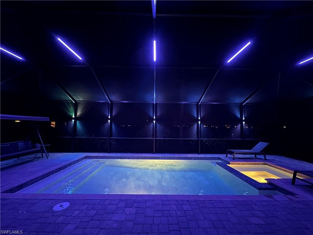 18320 Ridgeline DR, Estero, FL 33928