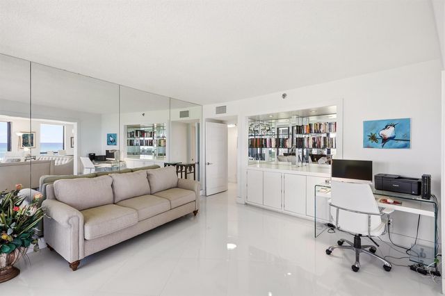 3400 S Ocean Boulevard 2fii, Palm Beach, FL 33480