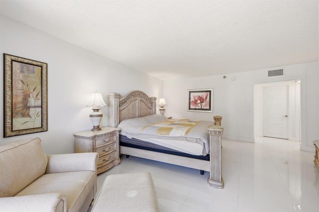 3400 S Ocean Boulevard 2fii, Palm Beach, FL 33480