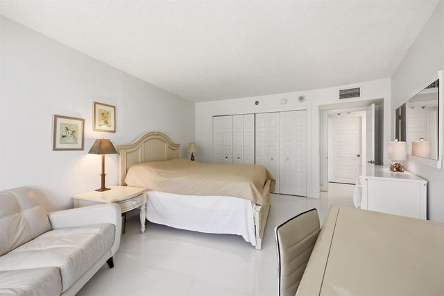 3400 S Ocean Boulevard 2fii, Palm Beach, FL 33480