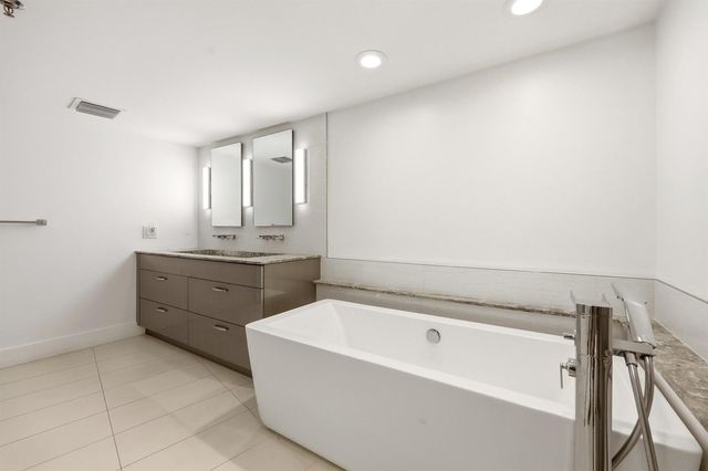 3400 S Ocean Boulevard 2fii, Palm Beach, FL 33480