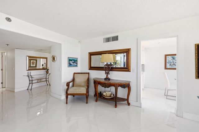 3400 S Ocean Boulevard 2fii, Palm Beach, FL 33480
