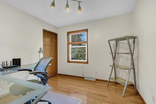 2009 Pleasant Avenue, Saint Cloud, MN 56303