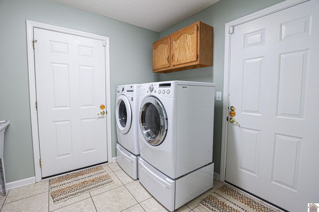 1825 Creekview Cv, Paducah, KY 42003