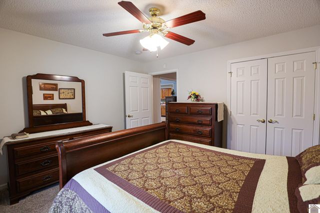 1825 Creekview Cv, Paducah, KY 42003