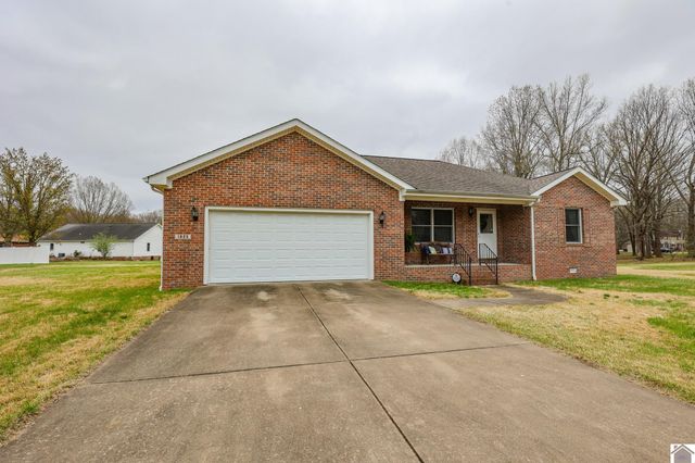 1825 Creekview Cv, Paducah, KY 42003