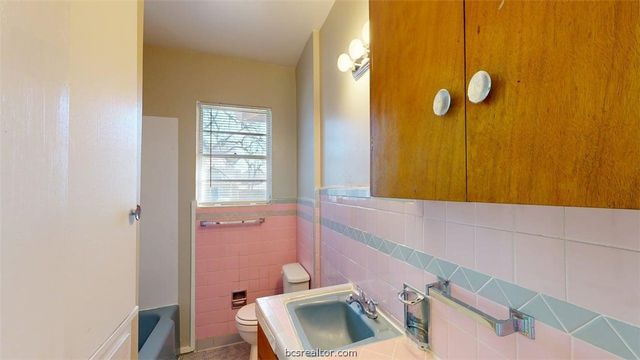 506 Clay Street, Bryan, TX 77801