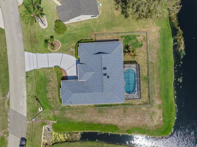 1902 SE Gaskins Circle, Port St. Lucie, Port St Lucie, FL 34952