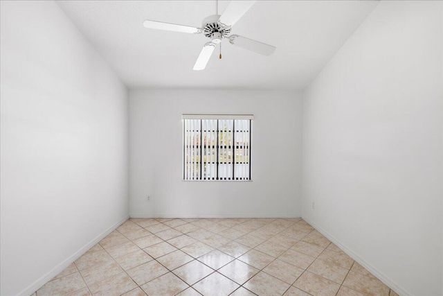 1902 SE Gaskins Circle, Port St. Lucie, Port St Lucie, FL 34952