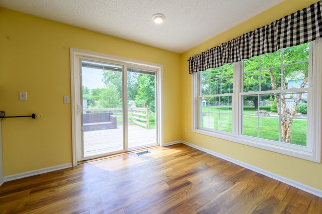 1370 NW 72nd Avenue, Ankeny, IA 50023