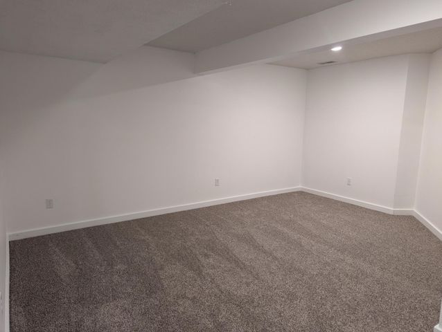 1370 NW 72nd Avenue, Ankeny, IA 50023