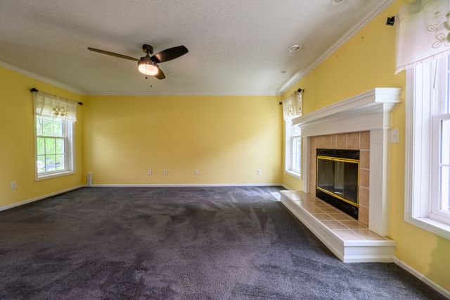 1370 NW 72nd Avenue, Ankeny, IA 50023